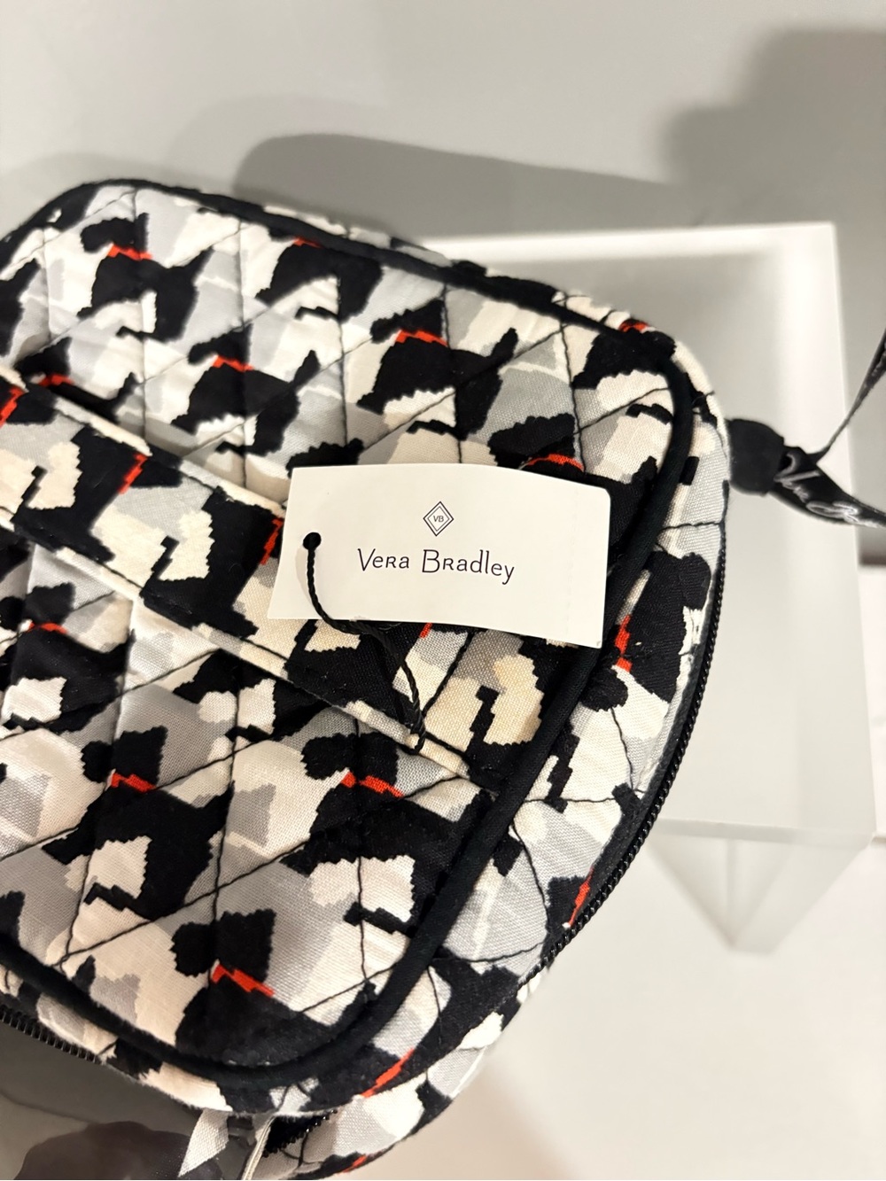 Vera Bradley Quilted Black, White & Orange Patterned Jewelry Case - Picture 4 of 4